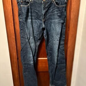 Dark wash lucky Blue Jeans